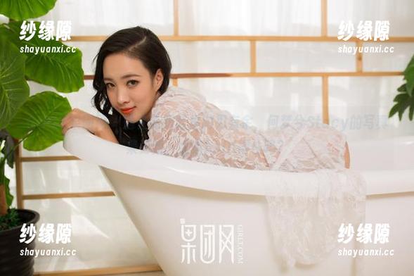 GIRLT果团网-何梦兮Stacy GIRLT果团网 - 她在高跟鞋里游刃有余,何梦兮Stacy的写真集更新,大家hold得住吗?