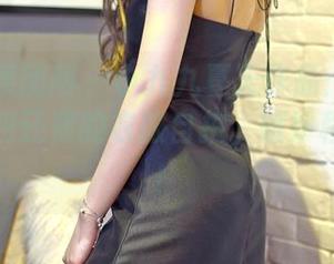 GIRLT果团网 - 小九九夏天作品:穿着比我的钱包还薄的衣服自拍,嫉妒程度爆表!