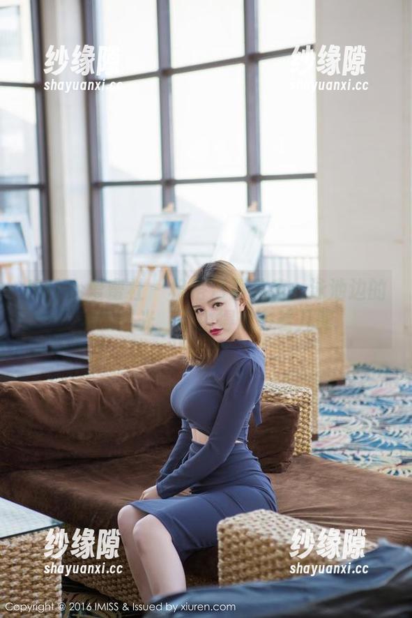 IMiss爱蜜社-格格污巫 IMiss爱蜜社 - 格格污巫私房:泳池边的美图时光,不由得想多看几眼