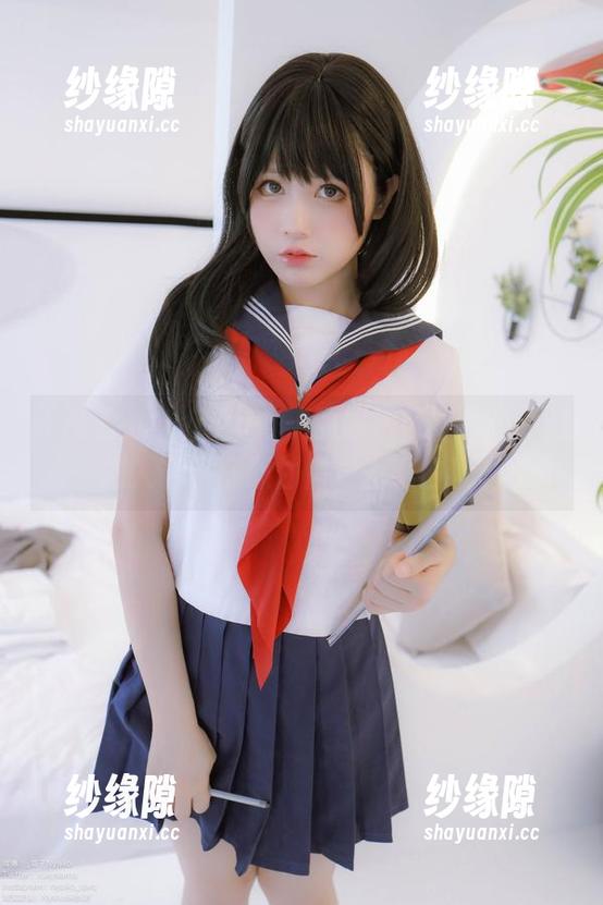 Nyako喵子 作品里,Nyako喵子的厨娘风格,似乎能把人诱惑得心甘情愿当小白鼠。