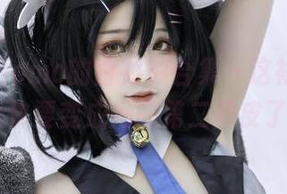 SayoMomo的白衬衫合集—这衬衫穿得真是快要变成她的第二层皮了嗎?