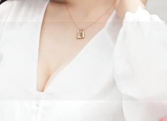 TGOD推女神 - 杨上萱的高清写真，川音的气息扑面而来，忽然有种想回校园的冲动。