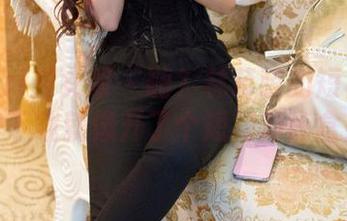 TuiGirl推女郎 - 嗨?林萌萌的短裙图包,下载就像开了个短裙的盲盒!