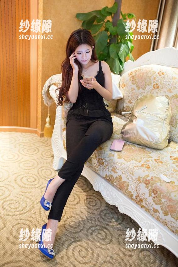 TuiGirl推女郎 - 艾栗栗带你逛逛她的“秘书”图库，分享那些耐人寻味的姿态