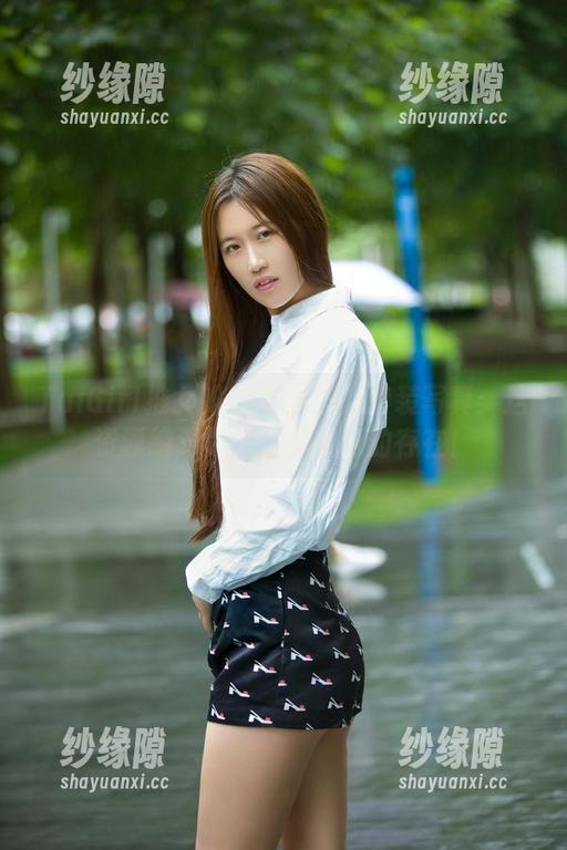 TuiGirl推女郎-艾栗栗 TuiGirl推女郎 - 艾栗栗的套装写真:这资源绝对是你如梦如幻的存在!