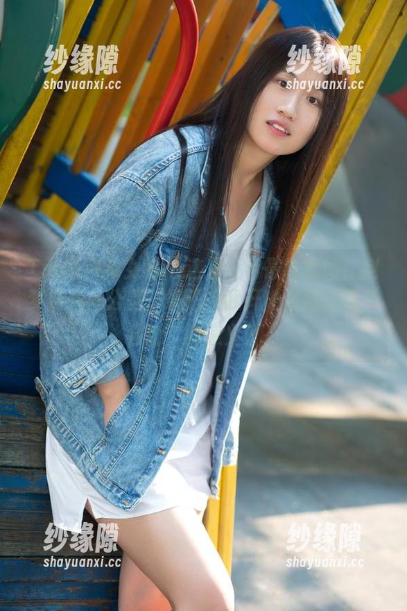 TuiGirl推女郎-赵梦洁 TuiGirl推女郎 - 这里还有最新套图:赵梦洁在办公室,好吧,我开始思考这场“会议”的意义了。
