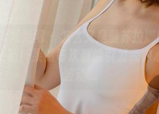 UGirls尤果网 - 怎么又是曼苏拉娜的校园写真更新!果然每次都能引发我内心的小波动…