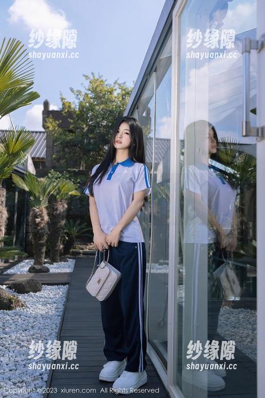 Xiuren秀人网 - 这不是Candy糖糖的女友，这是把我的心缓缓放在作品里。
