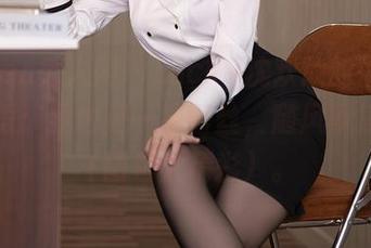 Xiuren秀人网 - Lucky沈欢欣的蕾丝写真领悟：我也是一缕蕾丝，随风飘摇……（图包太精彩）。