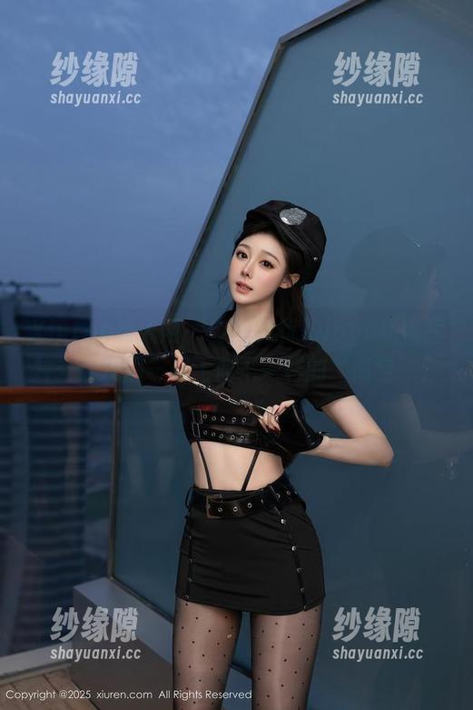 Xiuren秀人网 - 空姐张优ayoyo私房图片：让我们一起飞向不一样的‘高空’！