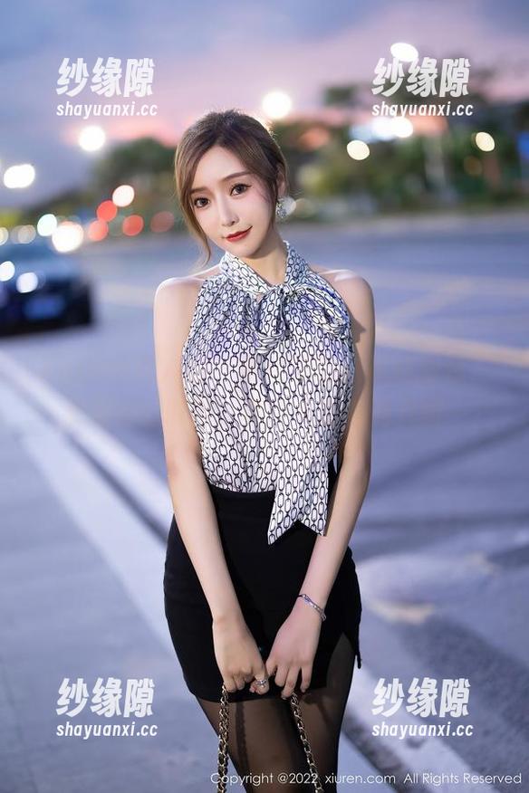Xiuren秀人网-舞媚歆 Xiuren秀人网 - 舞媚歆的新福利图包,裤里丝的时刻,真让人想多看几眼…