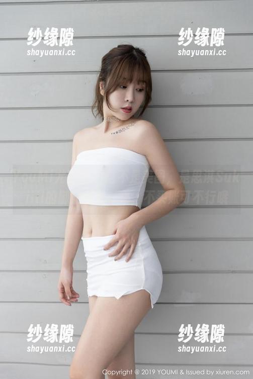 YouMi尤蜜荟-思淇Sukiiii YouMi尤蜜荟 - 这不是美图,是思淇Sukiiii的御姐宣言,来,不买账可不行哦