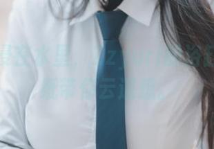 不用沉浸在水里，Zzyuri的浴缸原图壁纸带你云遐想。