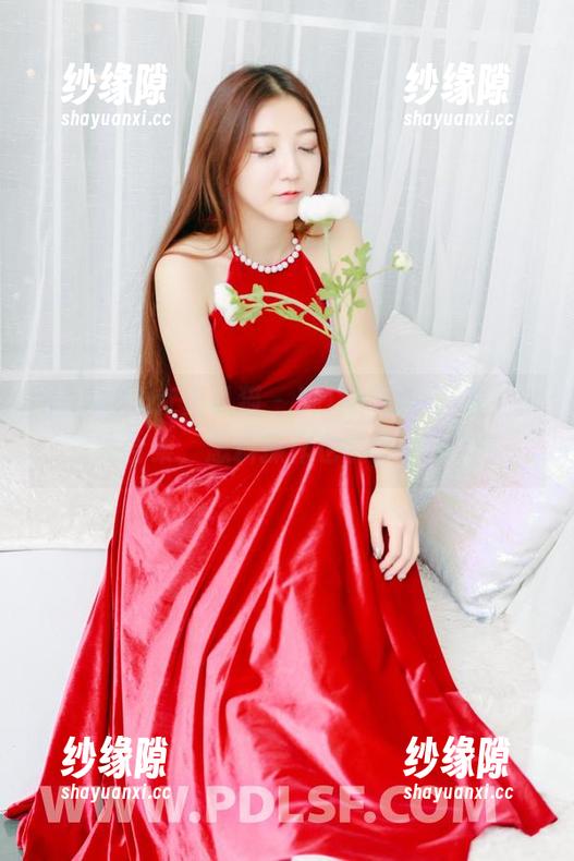 partycat轰趴猫-Ellie艾栗栗 partycat轰趴猫 - Ellie艾栗栗的厨娘在线合集,怎料操作也能这么费力?