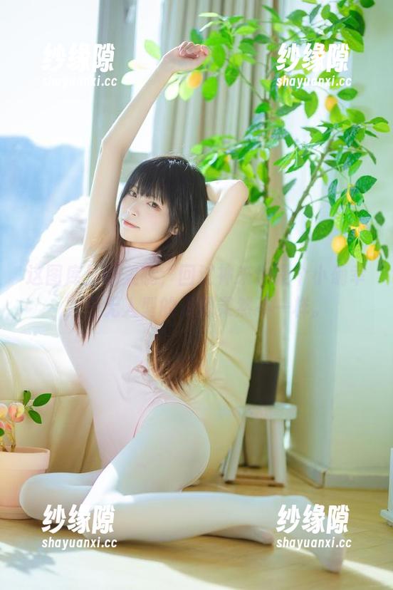 三无人型 这图库里的美腿,回过神来也是个小确幸,三无人型的资源果然不一样。