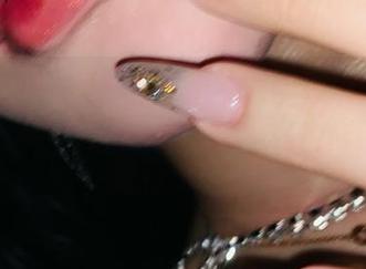 微密圈 - 不穿制服的不爱笑的赛琳:原图展示了她的反叛精神,但谁说不能暗示违禁行为呢?