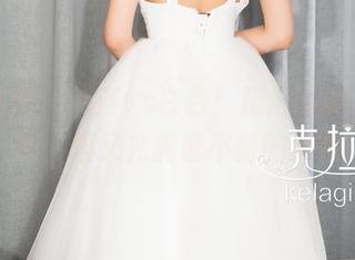 克拉女神 - 瑞莎vs白色:精选写真集,平静,但又充满说不清的火花