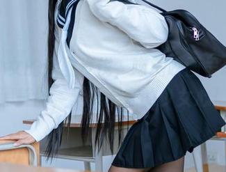白裙少女的轻盈步伐,喵糖映画呈现超高清美图,无处不在的少女心!