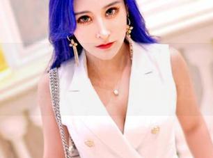 嗲囡囡 - 玩转浴室的Emily顾奈奈酱,何必要圣光,我的美就在这!