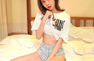 嗲囡囡 - 模特YOYO白色照片，谁能想到这么简单就这么美？