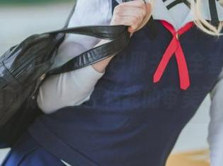 看完封疆疆v的“恰巴耶夫”全套图包,是时候重新评估我的审美了。