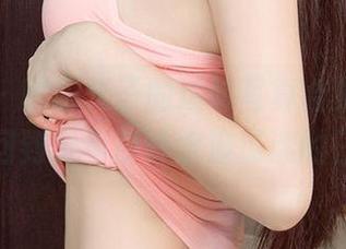 尤果网 - 就是栗子的透明写真合集,仿佛带我回到童年那种水波荡漾的日子。