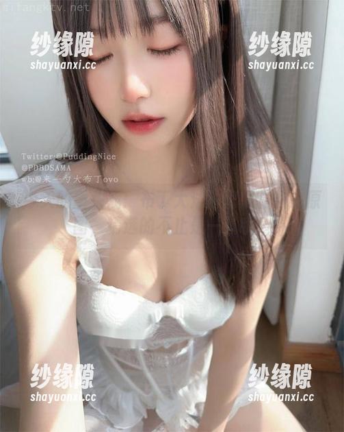 布丁大法 今天的重头戏:布丁大法的蜜桃啵啵冻原图,精选的不止是一张哦!
