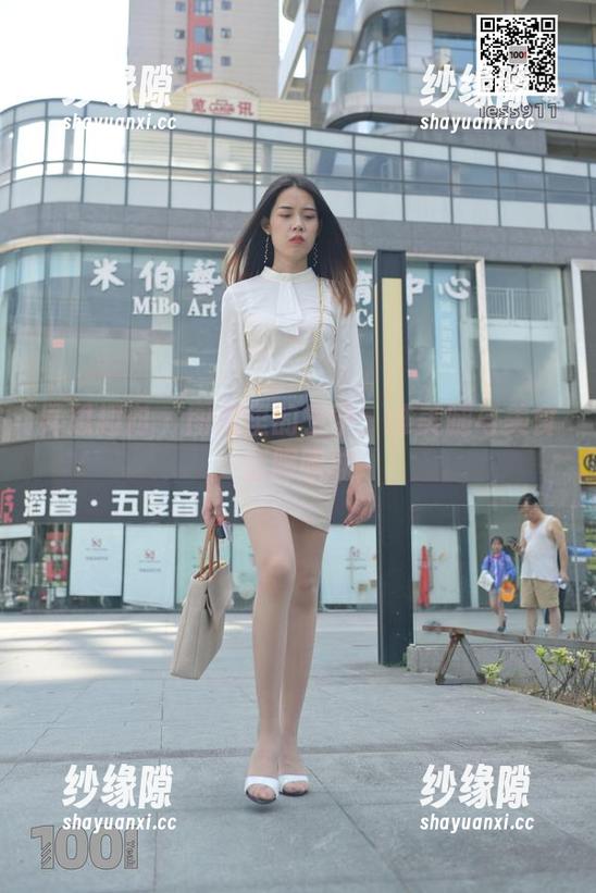 异思趣向-宁宁 异思趣向 - 图库里的宁宁:唯美腿与美食征服眼球