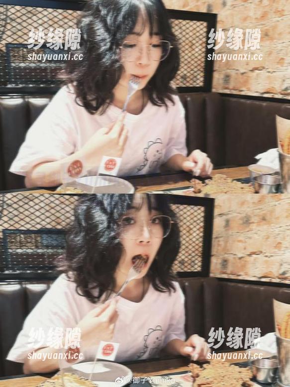 御子Yumiko 探寻御子Yumiko口罩的原图资源,谁又能拒绝这一抹暧昧呢?