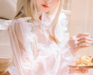 最新资源，日奈娇疯狂杀入“葬送的芙莉莲”现场！