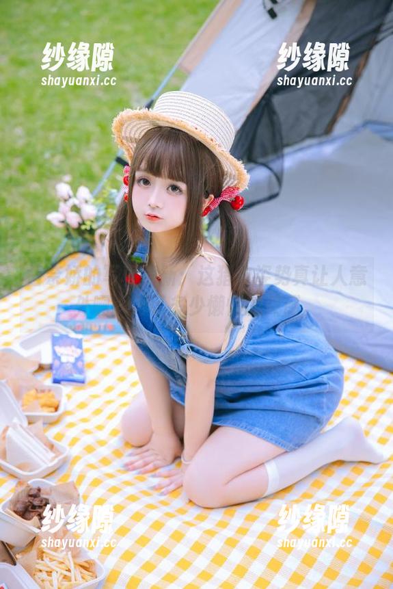 日奈娇 日奈娇的写真更新:这猎豹姿势真让人意外啊,得了多少懒惰的灵感。