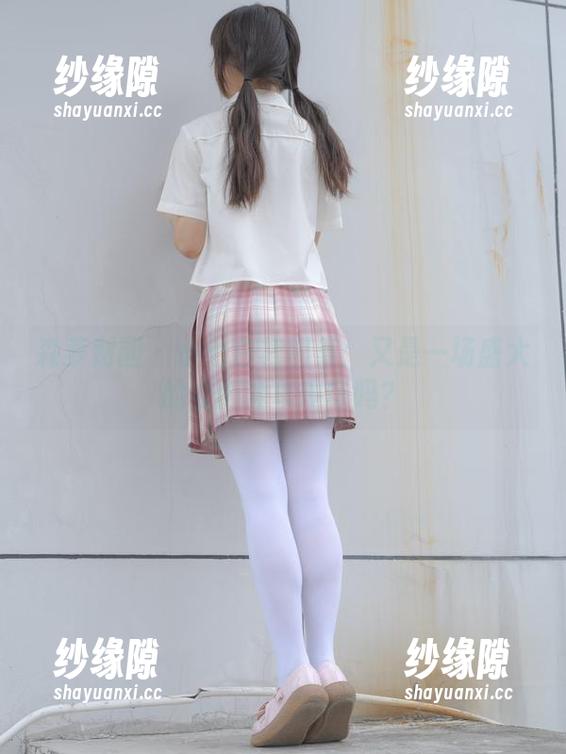 森萝财团-小七 森萝财团 - 小七白裙图集:又是一场盛大的衣橱翻车现场吗?