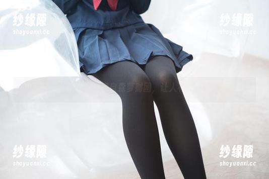 森萝财团 内部热池,这组写真来自森萝财团,让人有种说不出的想法