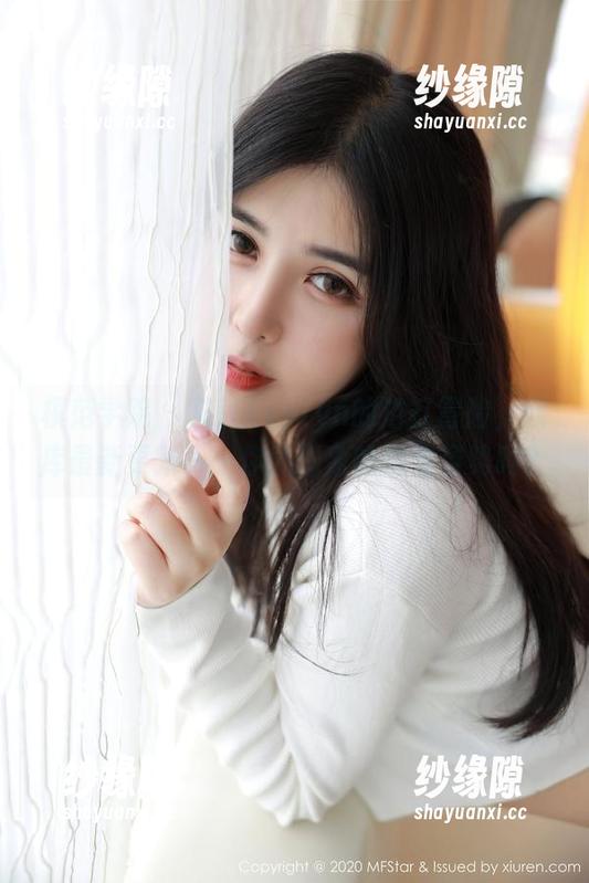 模范学院 - 艾莉Evelyn的浴缸冒险，图库最新更新——你能想象的洗澡姿势吗？