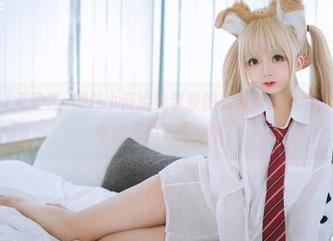 兔尾女仆+无圣光=樱井小莜给我带来的装修灵感,墙壁要不要也考虑点兔子图案呢?
