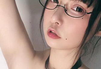 福利停不下来！次屁啦与风纪委员的私密生活图集