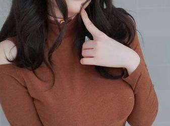 白银81的皮衣兔女郎纪录,高清图库中那个可爱与狡猾的涌动。
