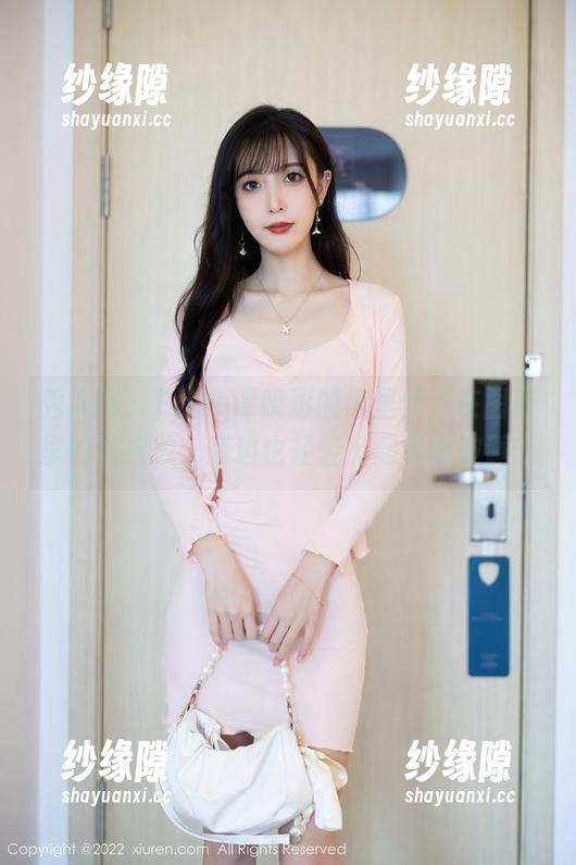 秀人网-Elise谭晓彤 秀人网 - Elise谭晓彤的裤里丝,在图库里悄然绽放,旁边也轻轻掀起了小波澜。