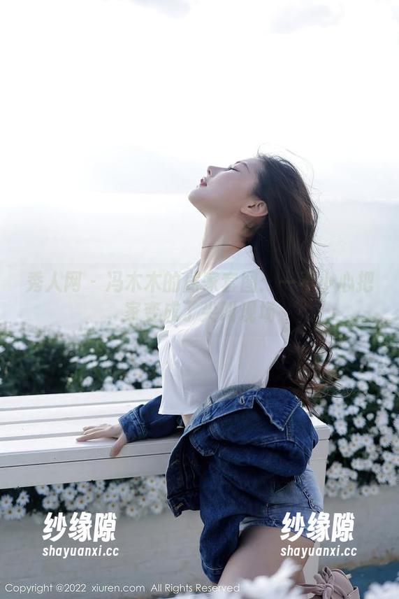 秀人网-冯木木 秀人网 - 冯木木的居家套图:一不小心把家变成了尖叫现场