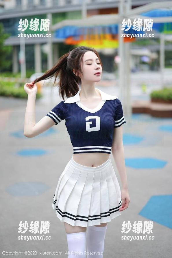 秀人网-周于希Sally 秀人网 - 就这一件周于希Sally的白衬衫图包,随便点开都是精选的奇遇。