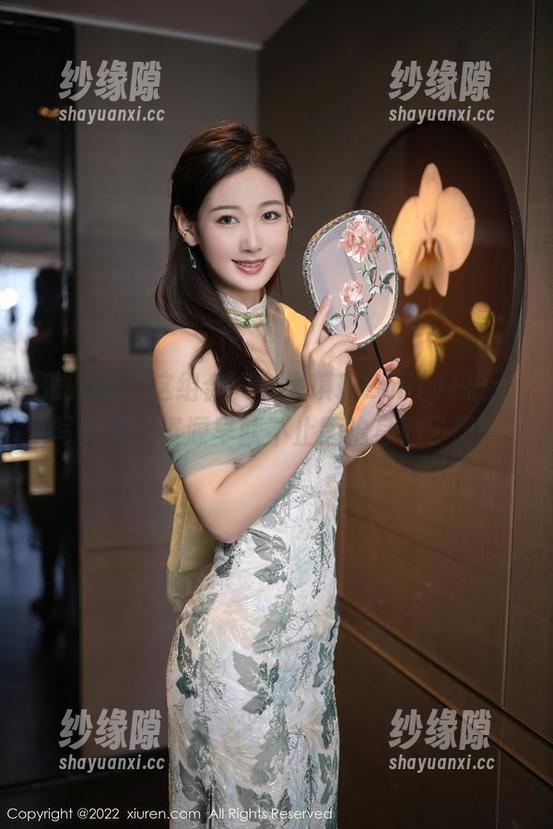 秀人网-大琪琪Emily 秀人网 - 这组合——大琪琪Emily+护士写真集,资源早就不止医治身体了呀!