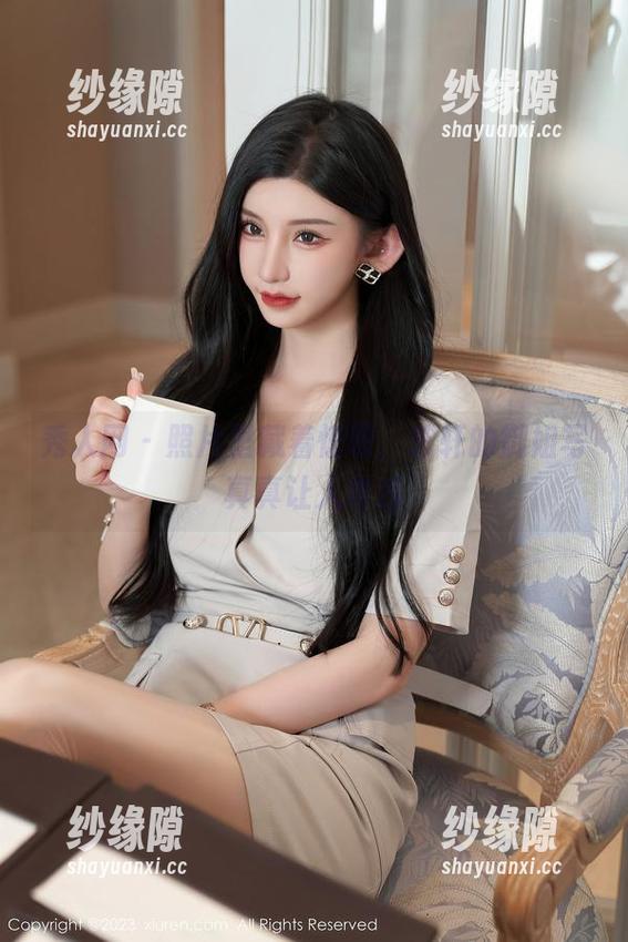 秀人网-艺轩 秀人网 - 照片里藏着惊叹,艺轩的御姐写真真让人咋舌