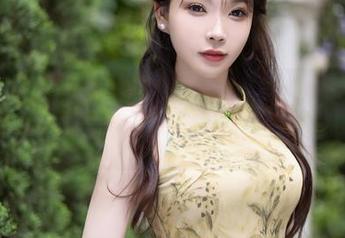 秀人网 - 私房故事中的软糖爱喝奶,旅拍原图真让人想念那种氛围!