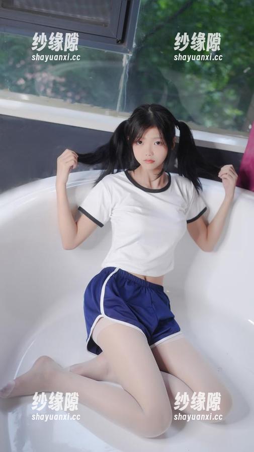 紧急企划 - 新图片！林书辞的双人合影，辣眼还是美眼？