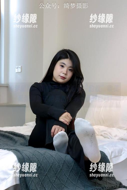 绮梦摄影-伊伊 绮梦摄影 - 看伊伊揭秘培养“豹纹”审美,最新图册中她亮出了另一面的自己!