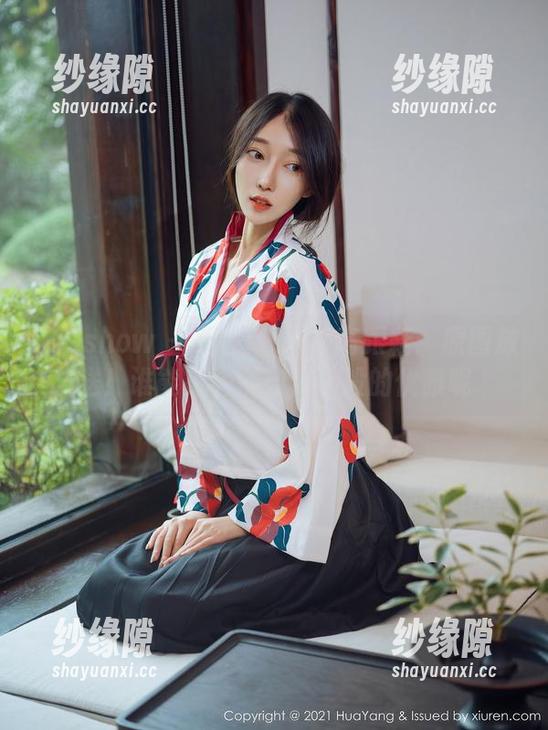 花漾show-张思允Nice 花漾show - 张思允Nice高跟鞋:原图放送!谁能拒绝那如刀锋般的优雅呢