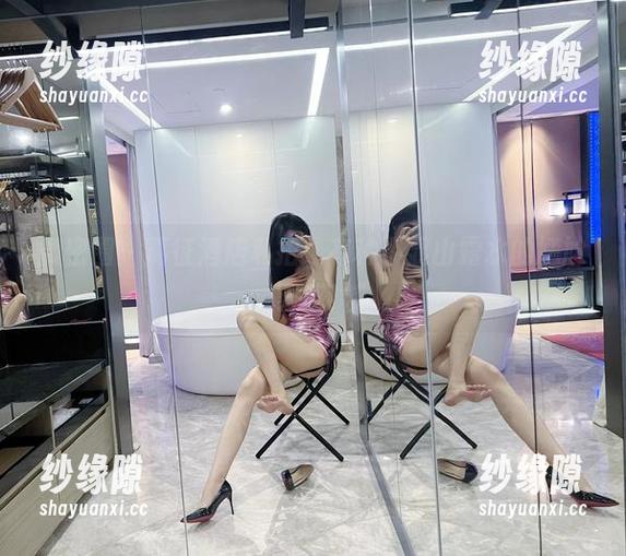 葛征 微密圈 - 葛征酒店私拍,有种不显山露水的尴尬喜感!