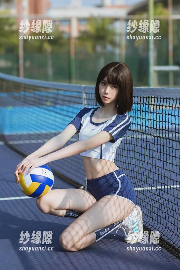 许岚LAN 黑色蕾丝睡衣一个“许岚LAN”的翻译,写真集里每张原图都很想新华社的点赞按钮
