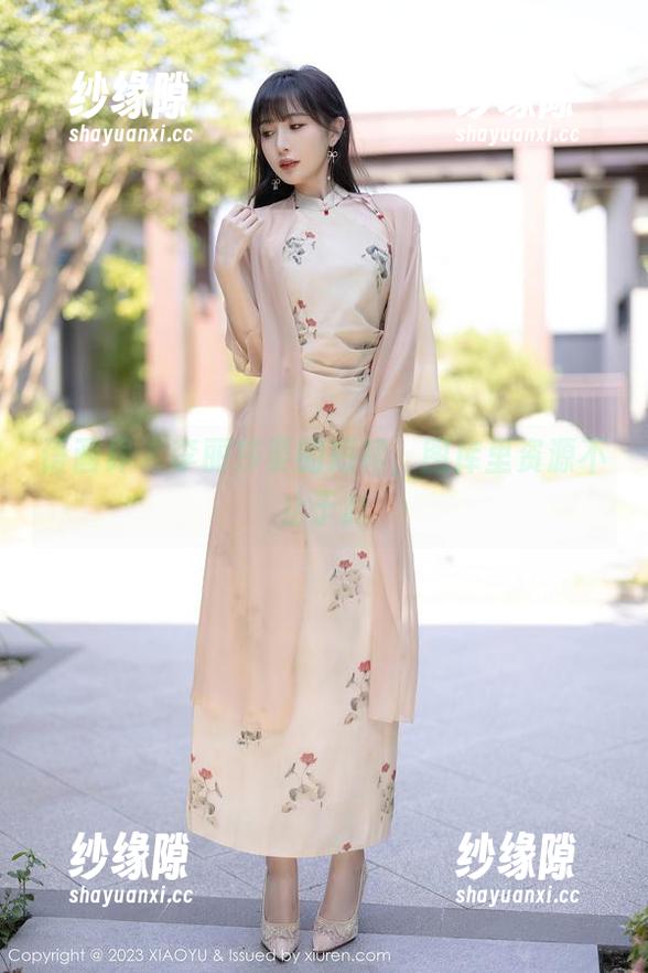 语画界 - 李丽莎要的短裙，图库里资源不止于此
