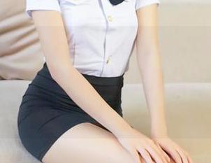 青豆客 - 理论上说,Luvian本能的JK可以免费下载,但你会发现我总是点不到人!